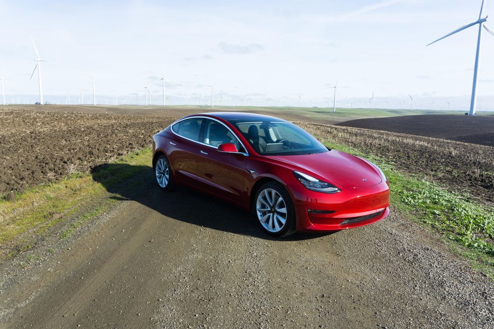 Teslaの自動車